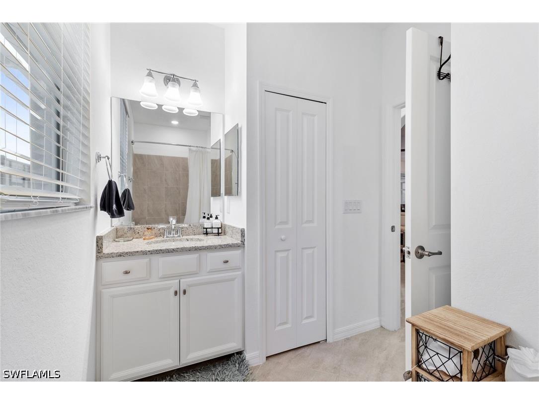 2516 Kona Way Naples FL 34120 226022729 image21