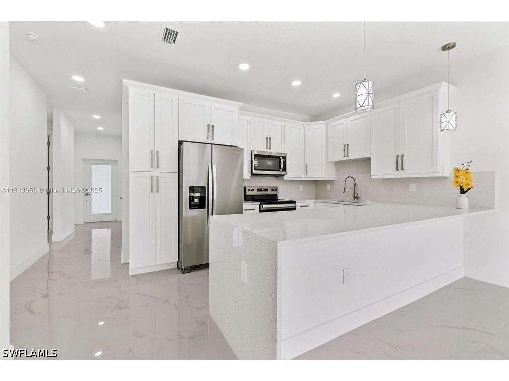 2516 Park Road Lehigh Acres FL 33971 226014715 image4