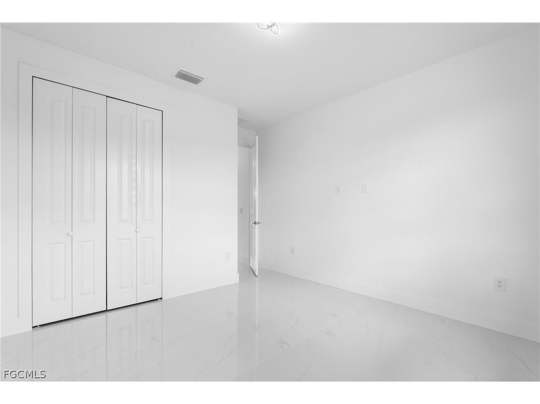 2517 24th Street W Lehigh Acres FL 33971 2026012021 image15