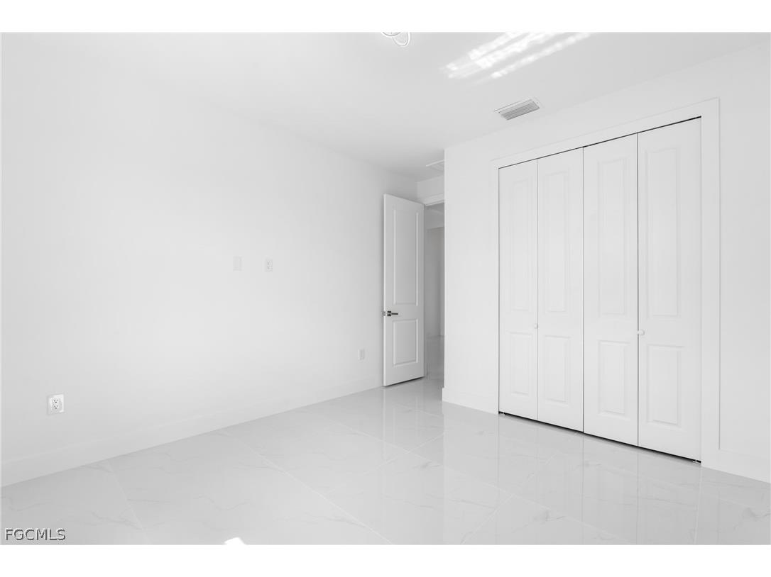2517 24th Street W Lehigh Acres FL 33971 2026012021 image18