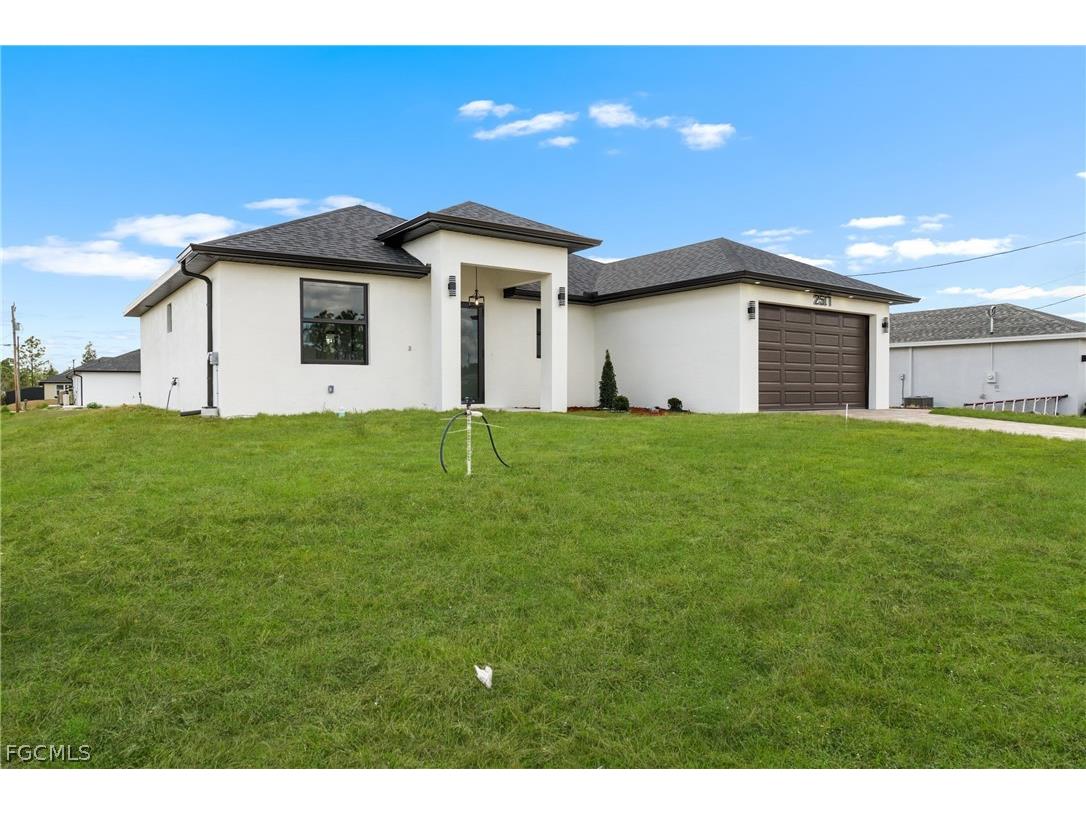 2517 24th Street W Lehigh Acres FL 33971 2026012021 image2