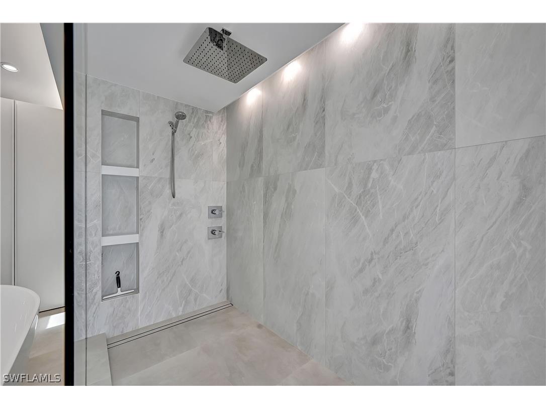 2517 Kings Lake Boulevard Naples FL 34112 226006766 image21