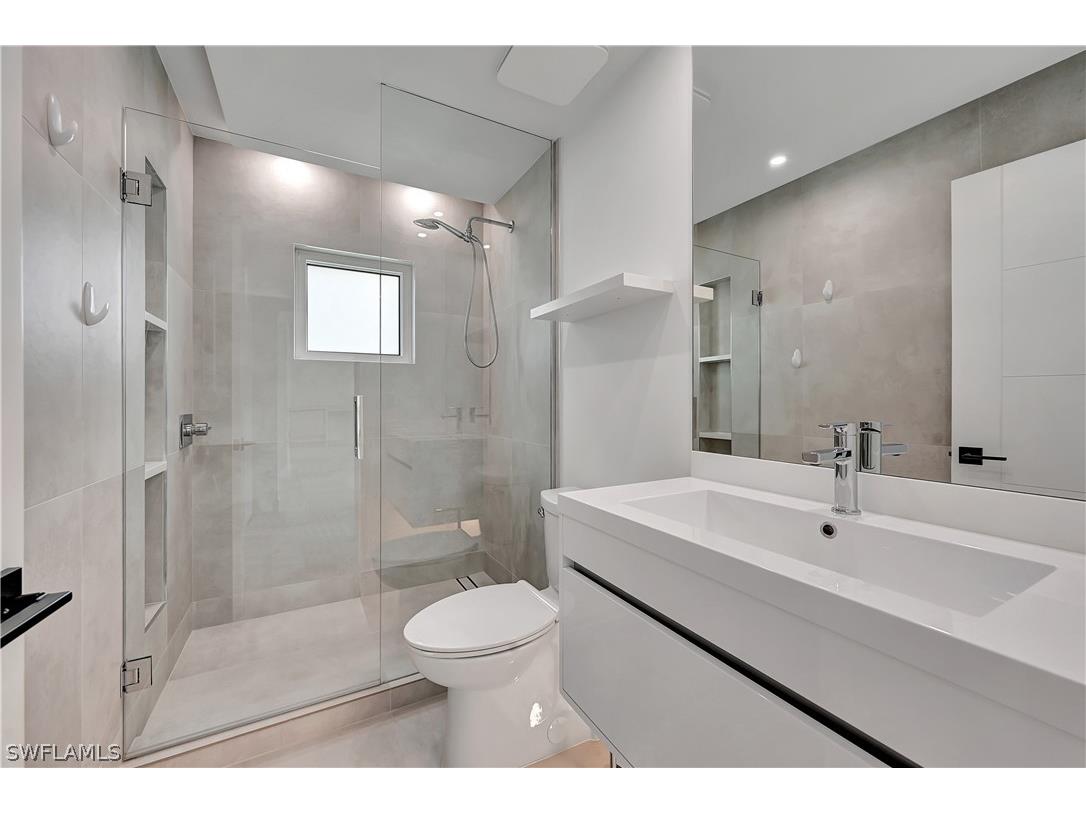 2517 Kings Lake Boulevard Naples FL 34112 226006766 image24