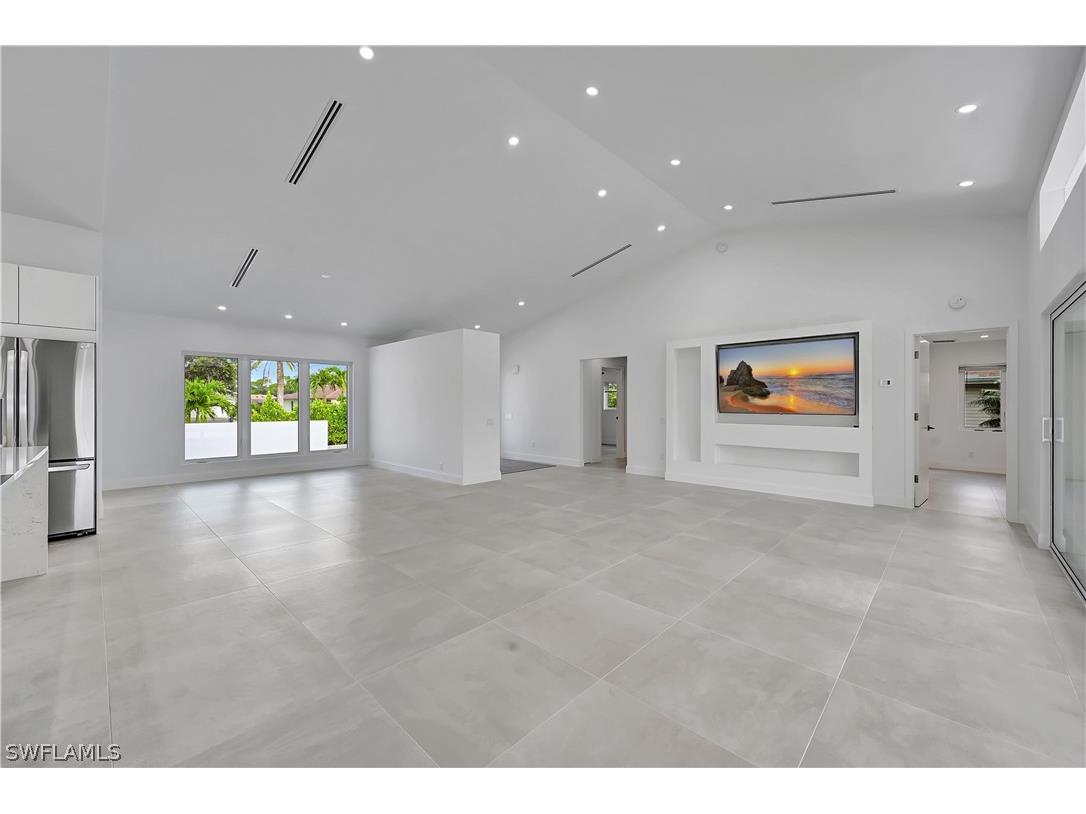 2517 Kings Lake Boulevard Naples FL 34112 226006766 image6