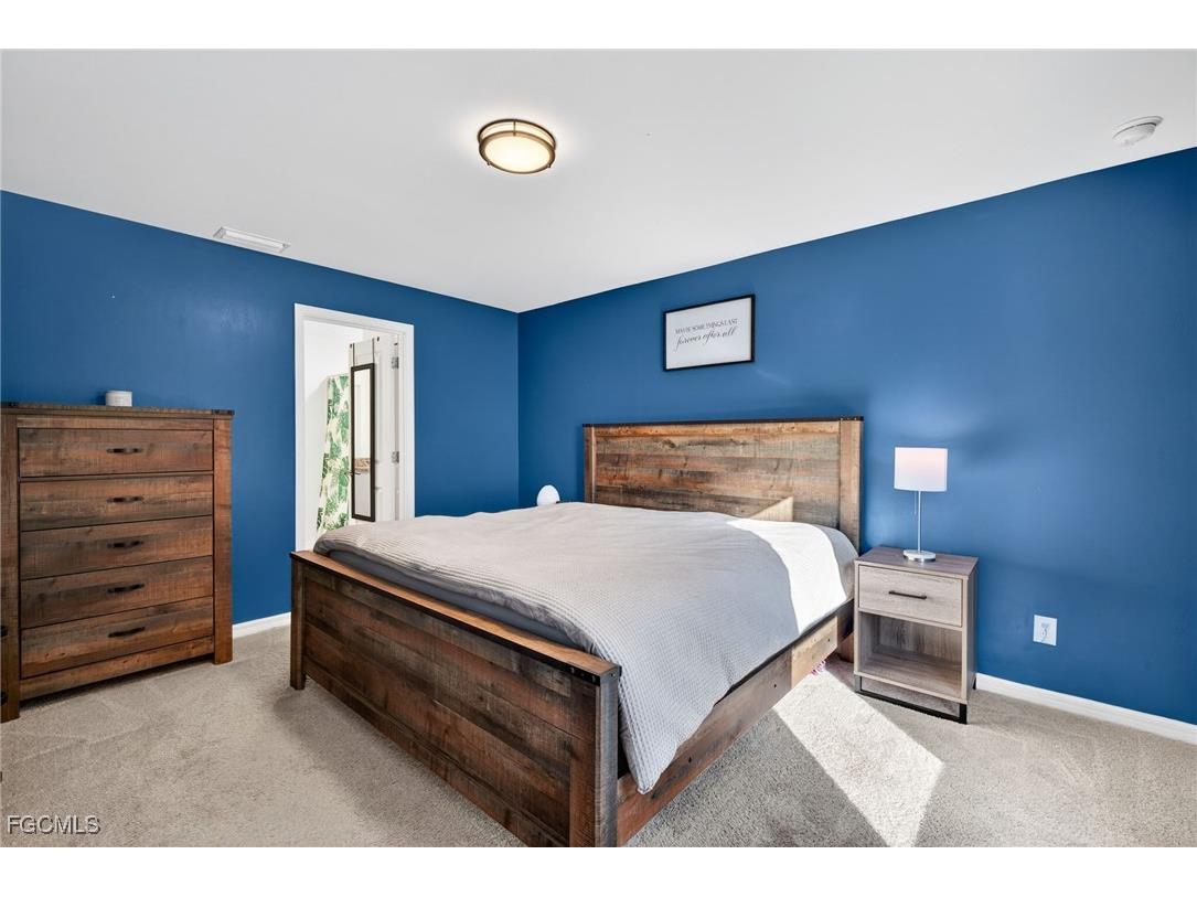 2517 NW 15th Place Cape Coral FL 33993 2026000720 image13