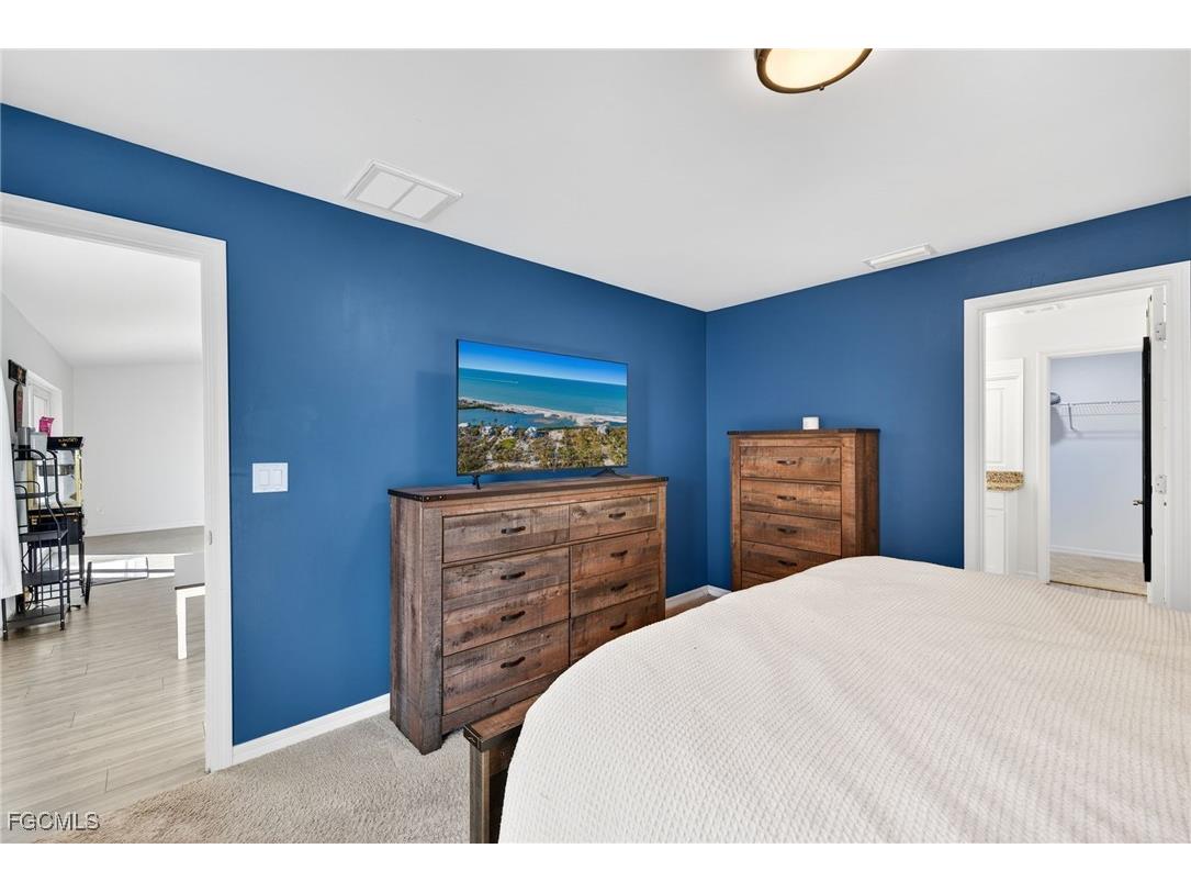 2517 NW 15th Place Cape Coral FL 33993 2026000720 image14