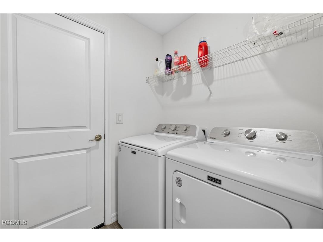 2517 NW 15th Place Cape Coral FL 33993 2026000720 image23