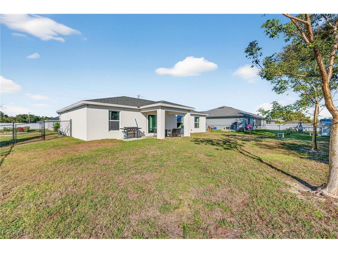 2517 NW 15th Place Cape Coral FL 33993 2026000720 image26