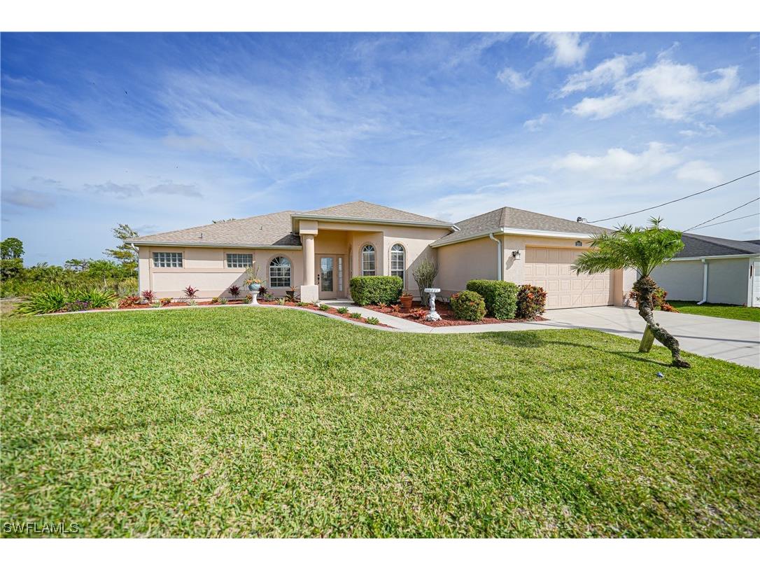 2517 SW 2nd Terrace Cape Coral FL 33991 224019191 image1