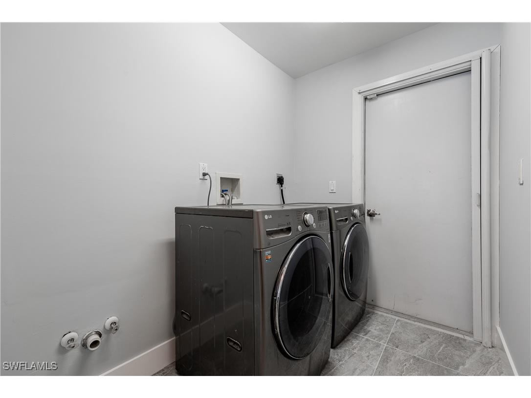 2517 SW 52nd Street Cape Coral FL 33914 225061958 image34