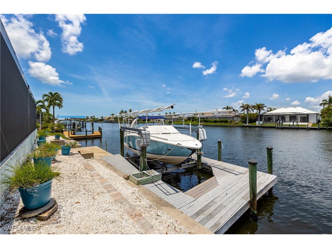 2517 SW 52nd Street Cape Coral FL 33914 225061958 image39