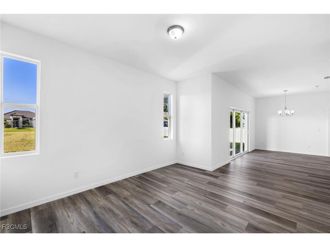 2518 NW 10th Terrace Cape Coral FL 33993 2025025219 image19