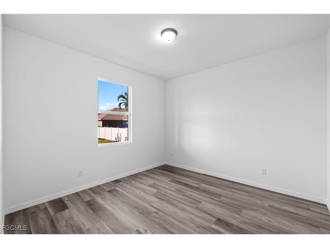 2518 NW 10th Terrace Cape Coral FL 33993 2025025219 image21