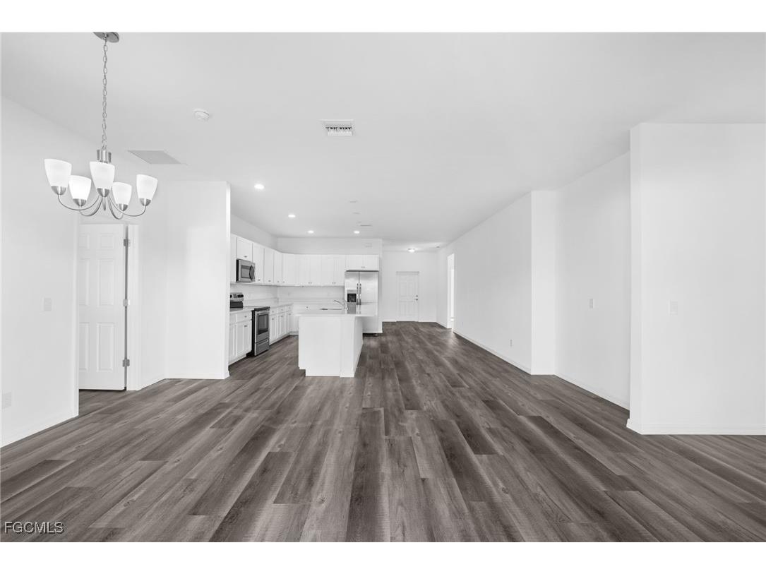 2518 NW 10th Terrace Cape Coral FL 33993 2025025219 image28