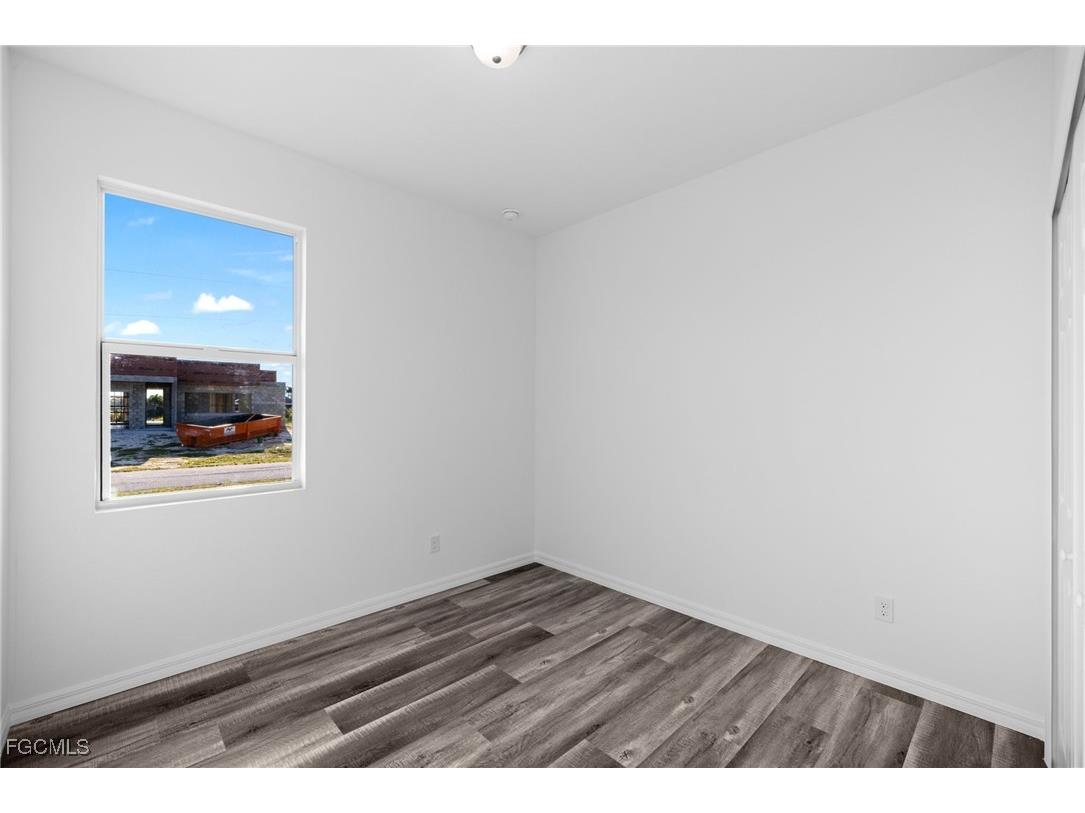 2518 NW 10th Terrace Cape Coral FL 33993 2025025219 image6