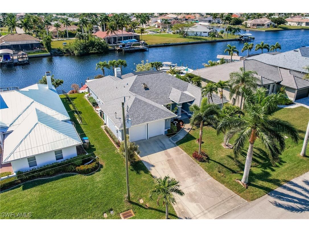2518 SW 52nd Lane Cape Coral FL 33914 224015603 image1