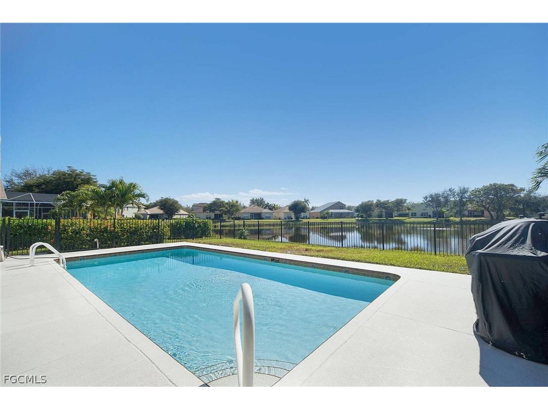 2518 Verdmont Court Cape Coral FL 33991 2026007097 image10