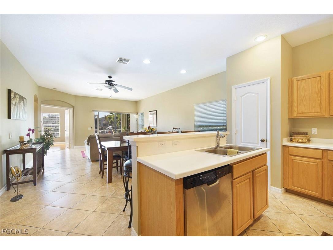 2518 Verdmont Court Cape Coral FL 33991 2026007097 image17