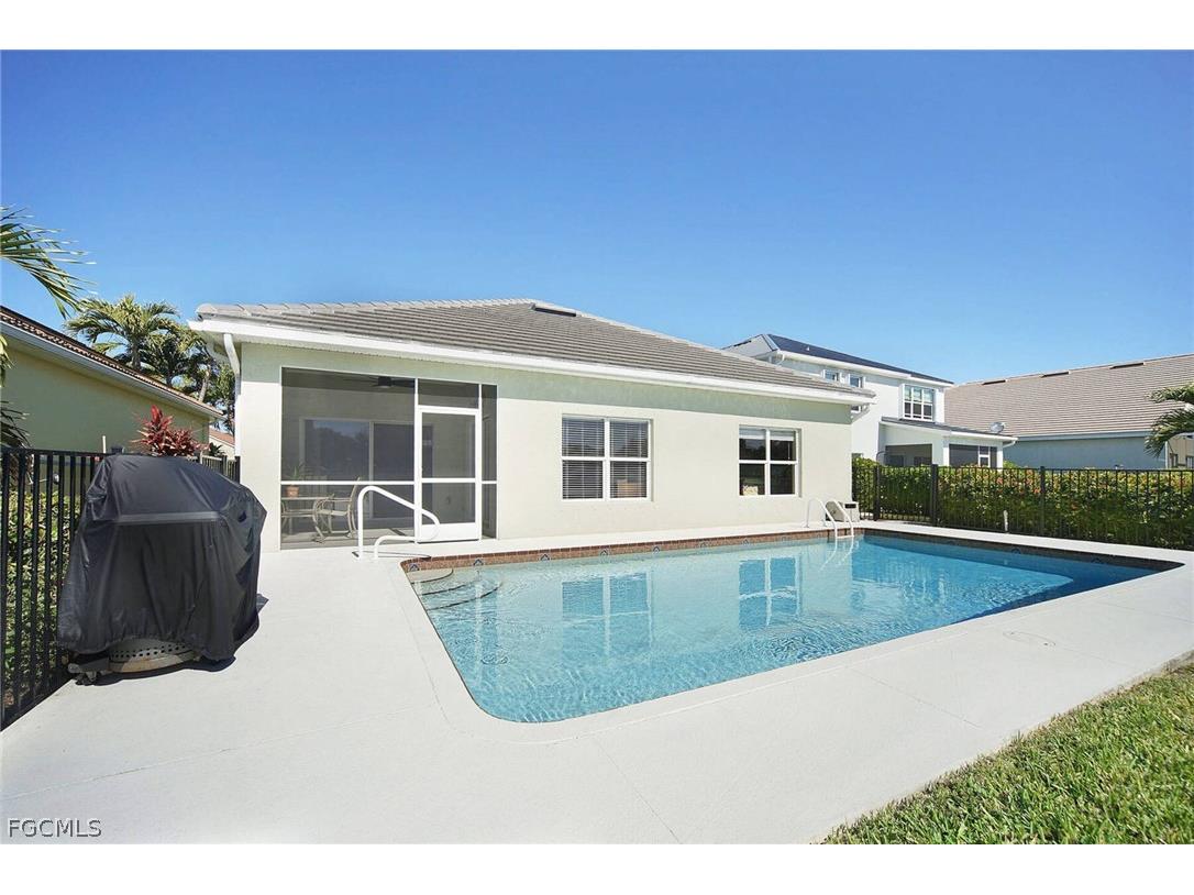 2518 Verdmont Court Cape Coral FL 33991 2026007097 image8