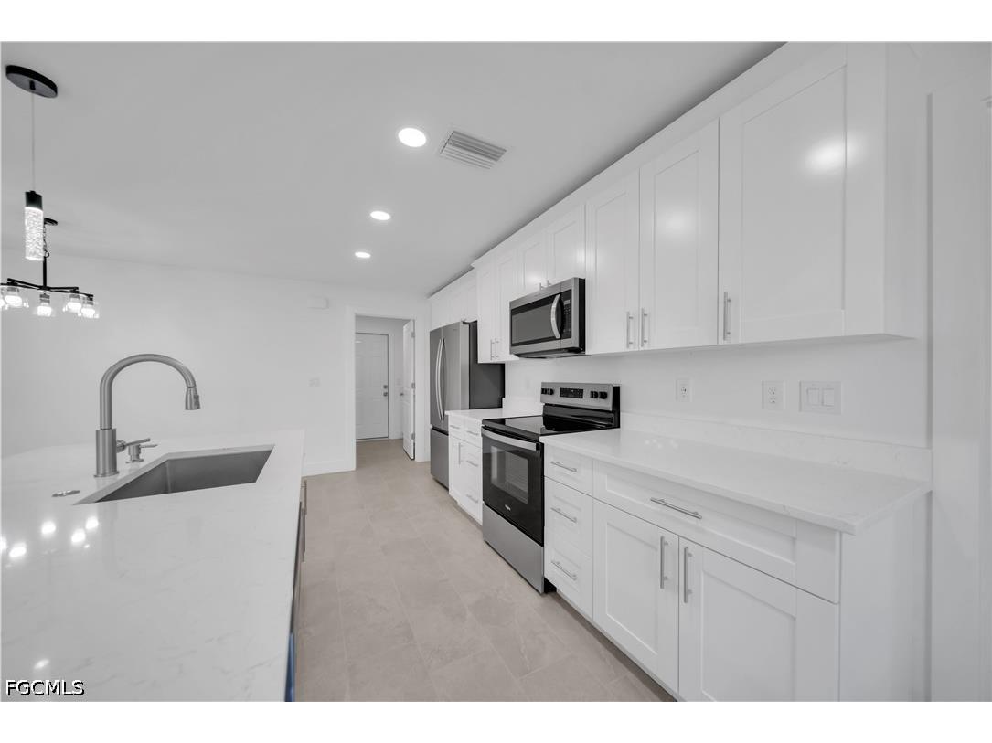 2519 16th Street W Lehigh Acres FL 33971 2026029577 image12