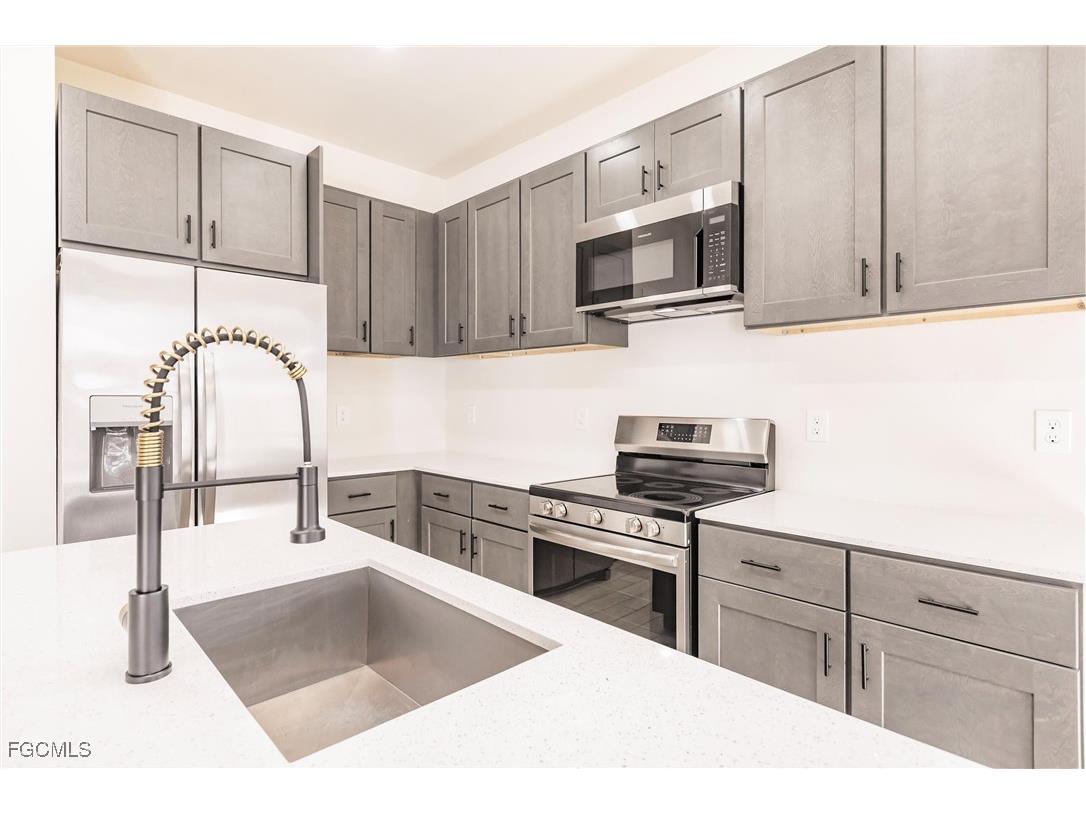 2519 56th Street W Lehigh Acres FL 33971 225063332 image1