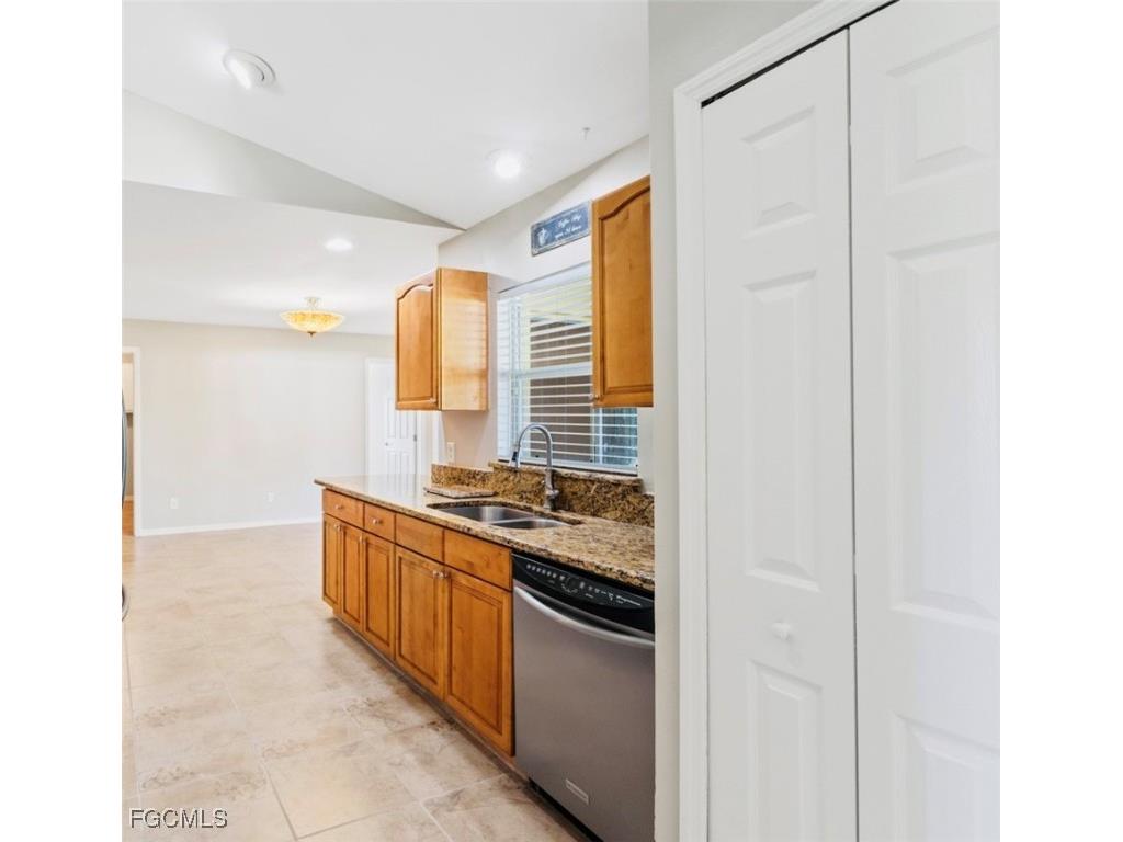 2519 7th Street W Lehigh Acres FL 33971 2025010487 image7