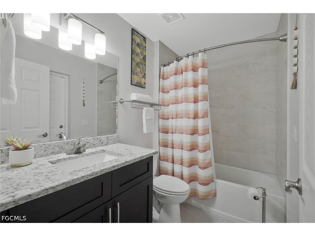 2519 NE 5th Place Cape Coral FL 33909 2026015177 image18