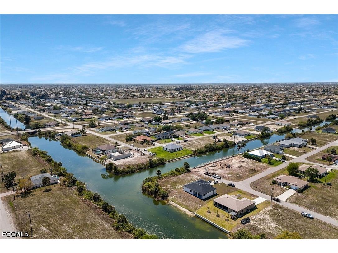 2519 NE 5th Place Cape Coral FL 33909 2026015177 image27