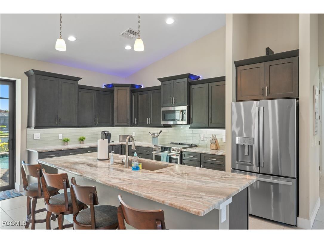 2519 SW 15th Avenue Cape Coral FL 33914 2026006521 image18