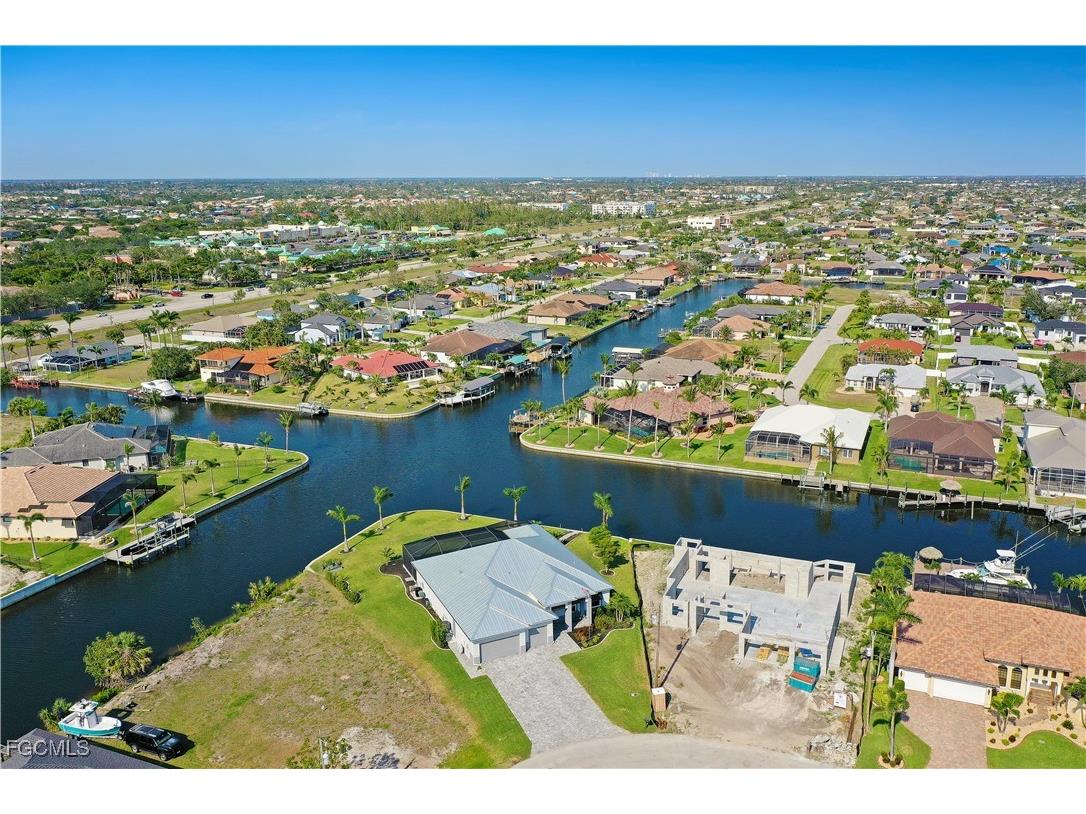 2519 SW 27th Avenue Cape Coral FL 33914 2025019468 image2