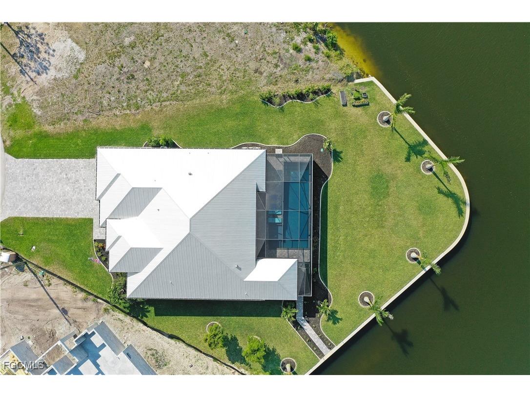 2519 SW 27th Avenue Cape Coral FL 33914 2025019468 image40