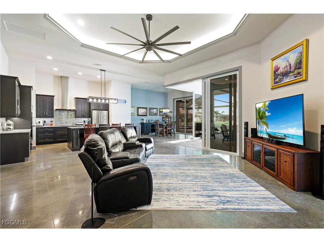 2519 SW 27th Avenue Cape Coral FL 33914 2025019468 image5