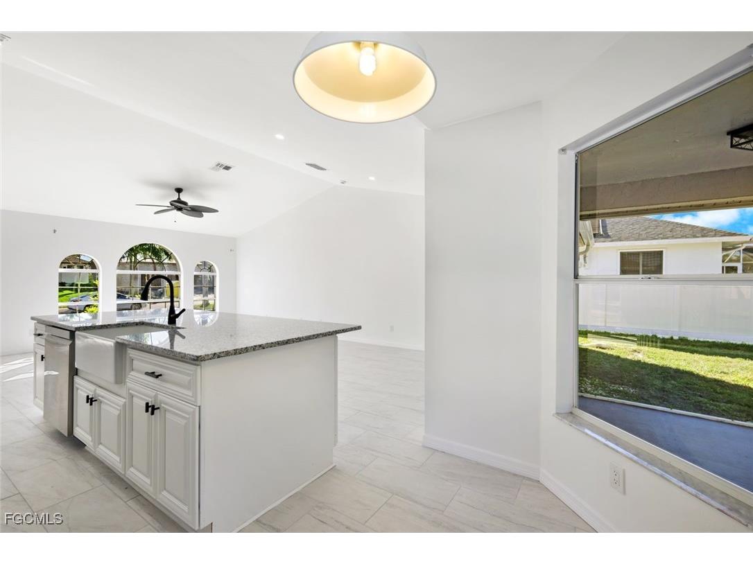 2519 SW 30th Street Cape Coral FL 33914 2026000793 image10