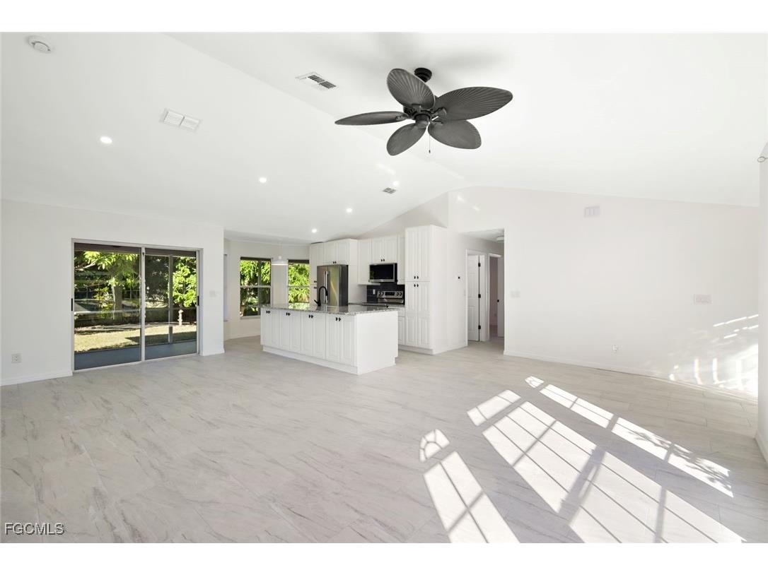 2519 SW 30th Street Cape Coral FL 33914 2026000793 image5