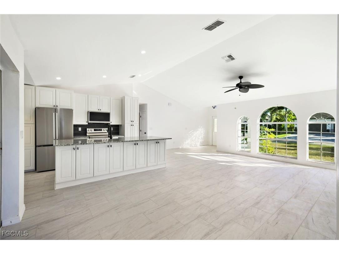 2519 SW 30th Street Cape Coral FL 33914 2026000793 image6