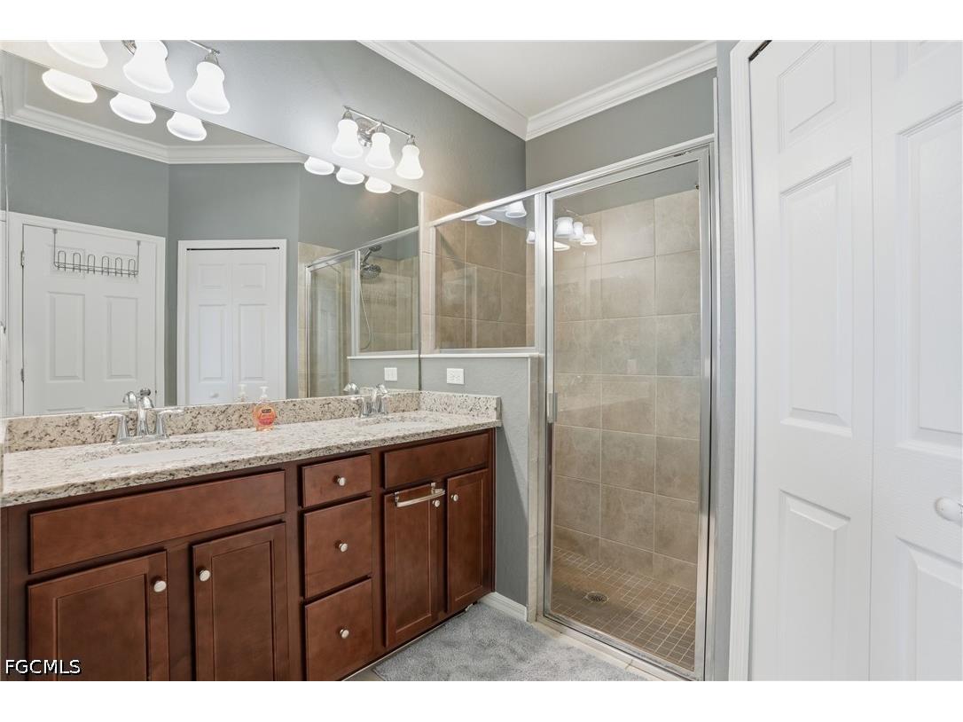 2519 Vine Avenue Naples FL 34120 2026017948 image13