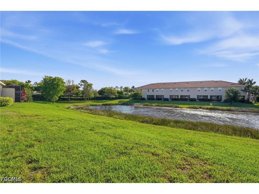 2519 Vine Avenue Naples FL 34120 2026017948 image23