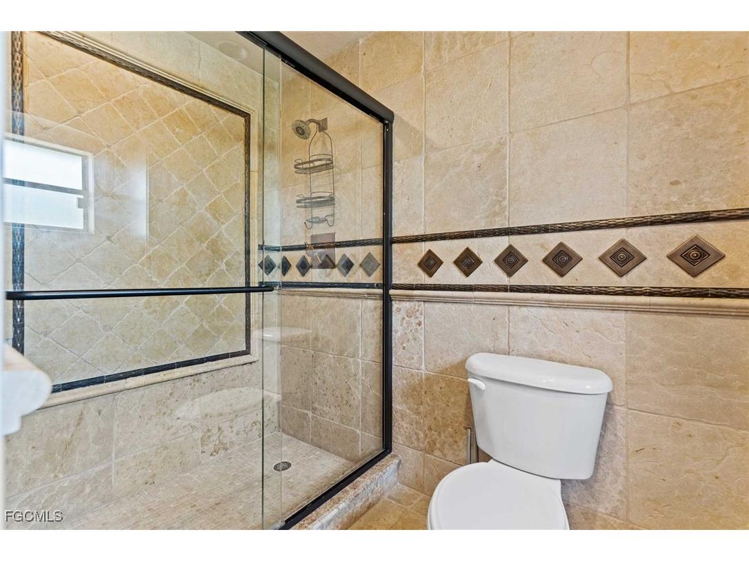 252 Bayshore Drive Cape Coral FL 33904 2025010067 image12