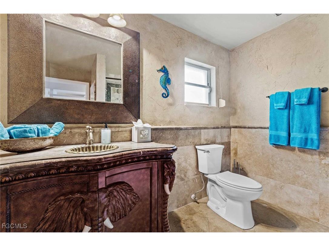 252 Bayshore Drive Cape Coral FL 33904 2025010067 image17