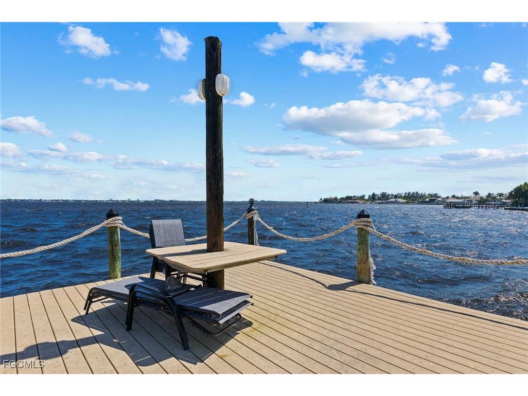 252 Bayshore Drive Cape Coral FL 33904 2025010067 image22