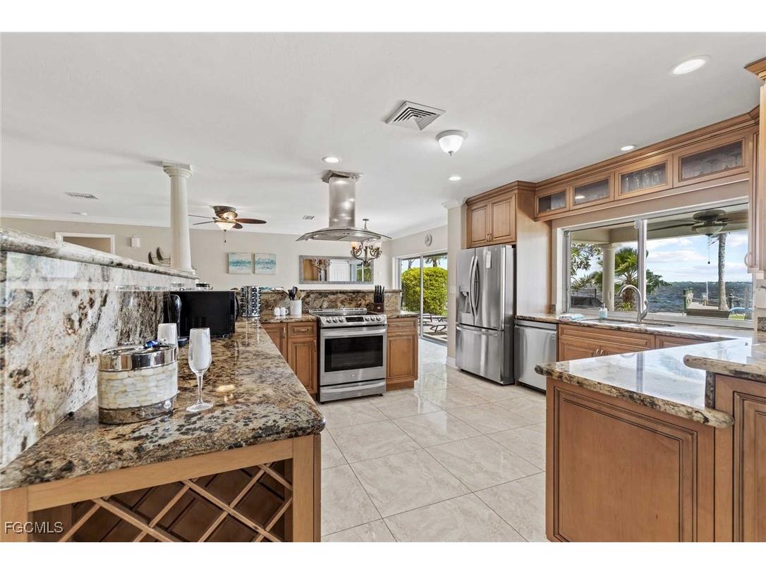 252 Bayshore Drive Cape Coral FL 33904 2025010067 image30