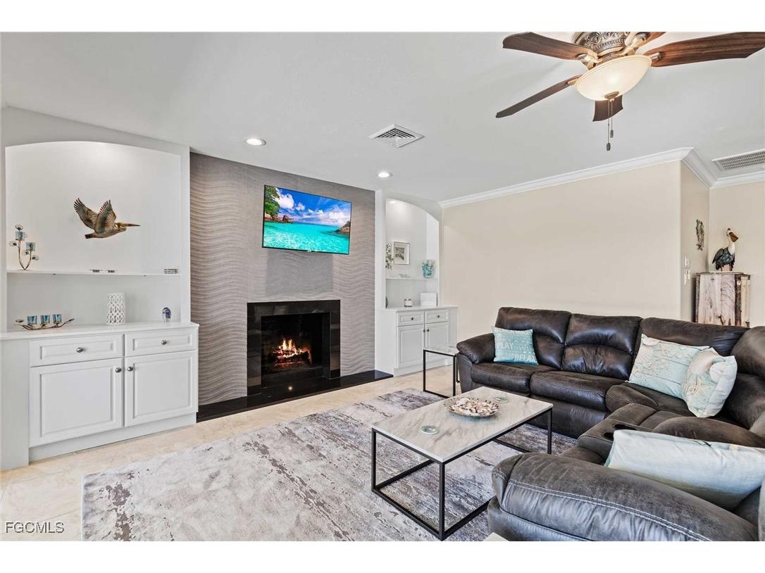 252 Bayshore Drive Cape Coral FL 33904 2025010067 image5