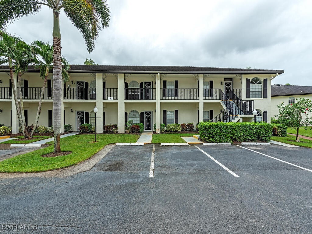 252 Deerwood Circle #9-9-7 Naples FL 34113 224089122 image1