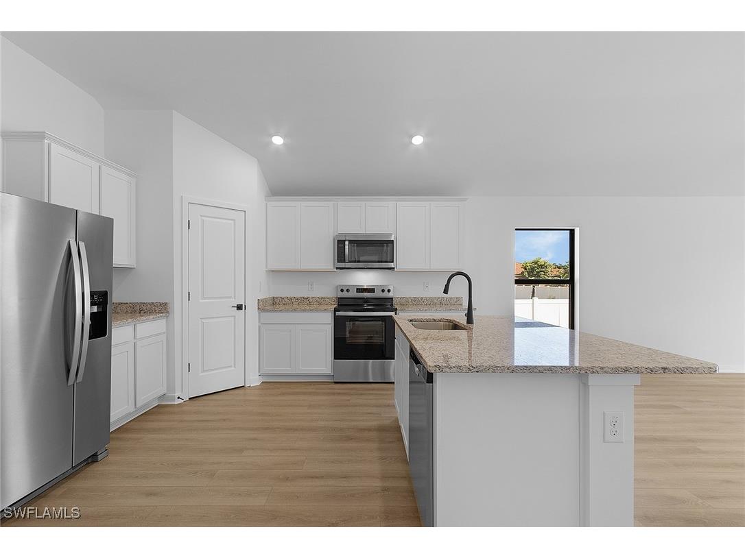 252 Lunette Street Fort Myers FL 33913 225060241 image6