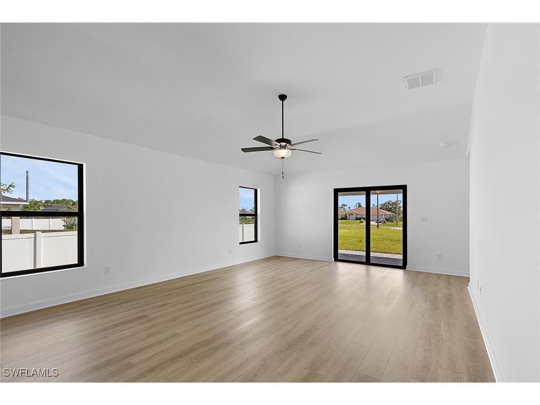 252 Lunette Street Fort Myers FL 33913 225060241 image8