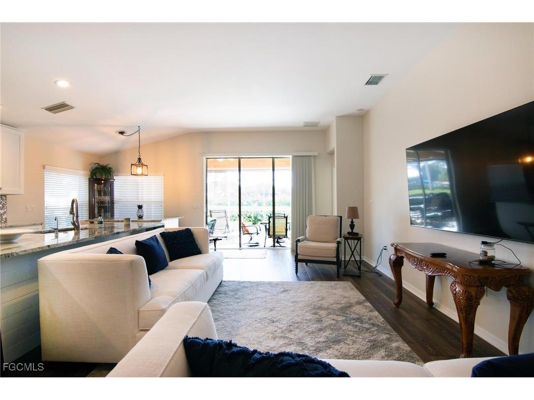 2520 Belleville Court Cape Coral FL 33991 2025023653 image10