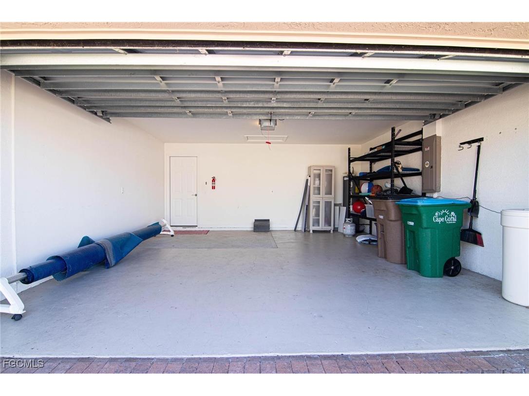 2520 Belleville Court Cape Coral FL 33991 2025023653 image27