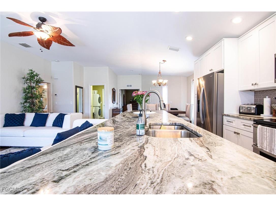 2520 Belleville Court Cape Coral FL 33991 2025023653 image5