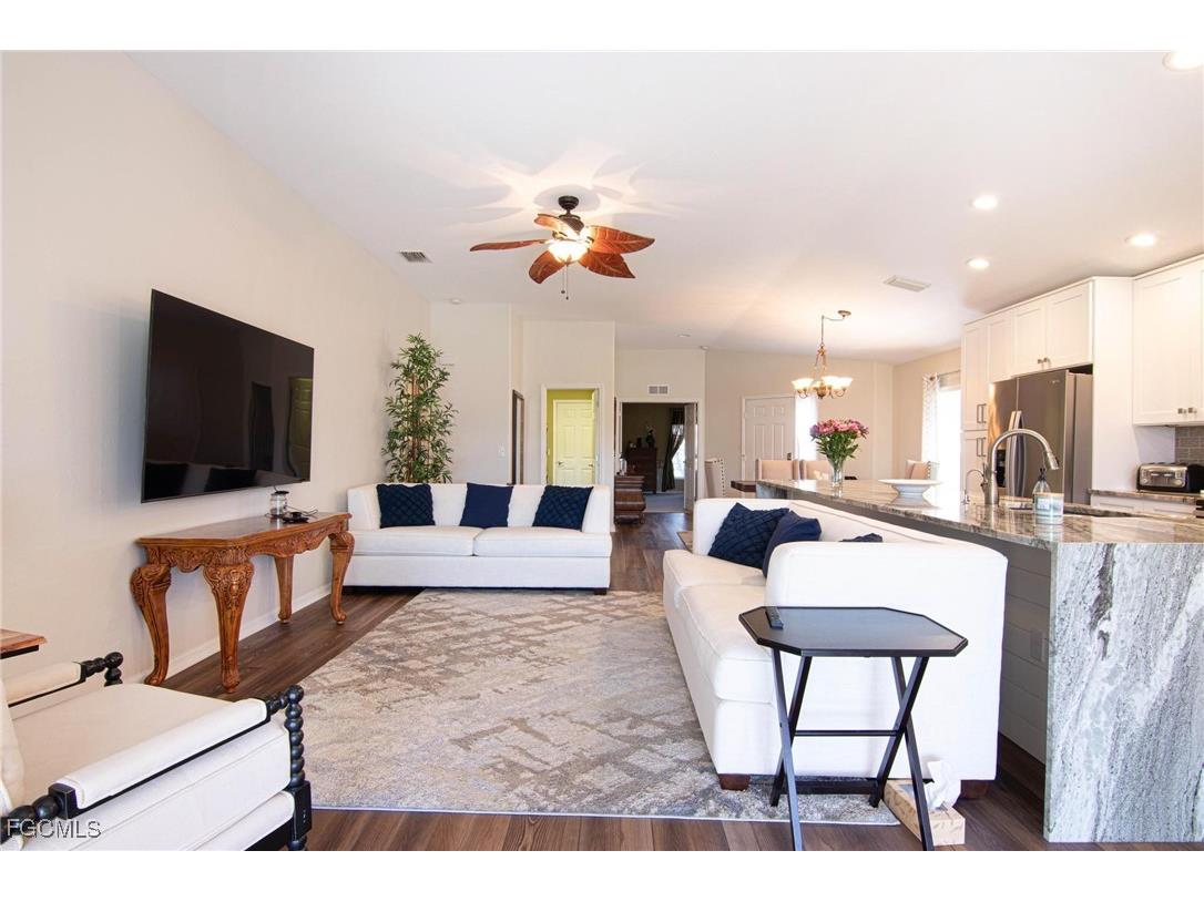 2520 Belleville Court Cape Coral FL 33991 2025023653 image8