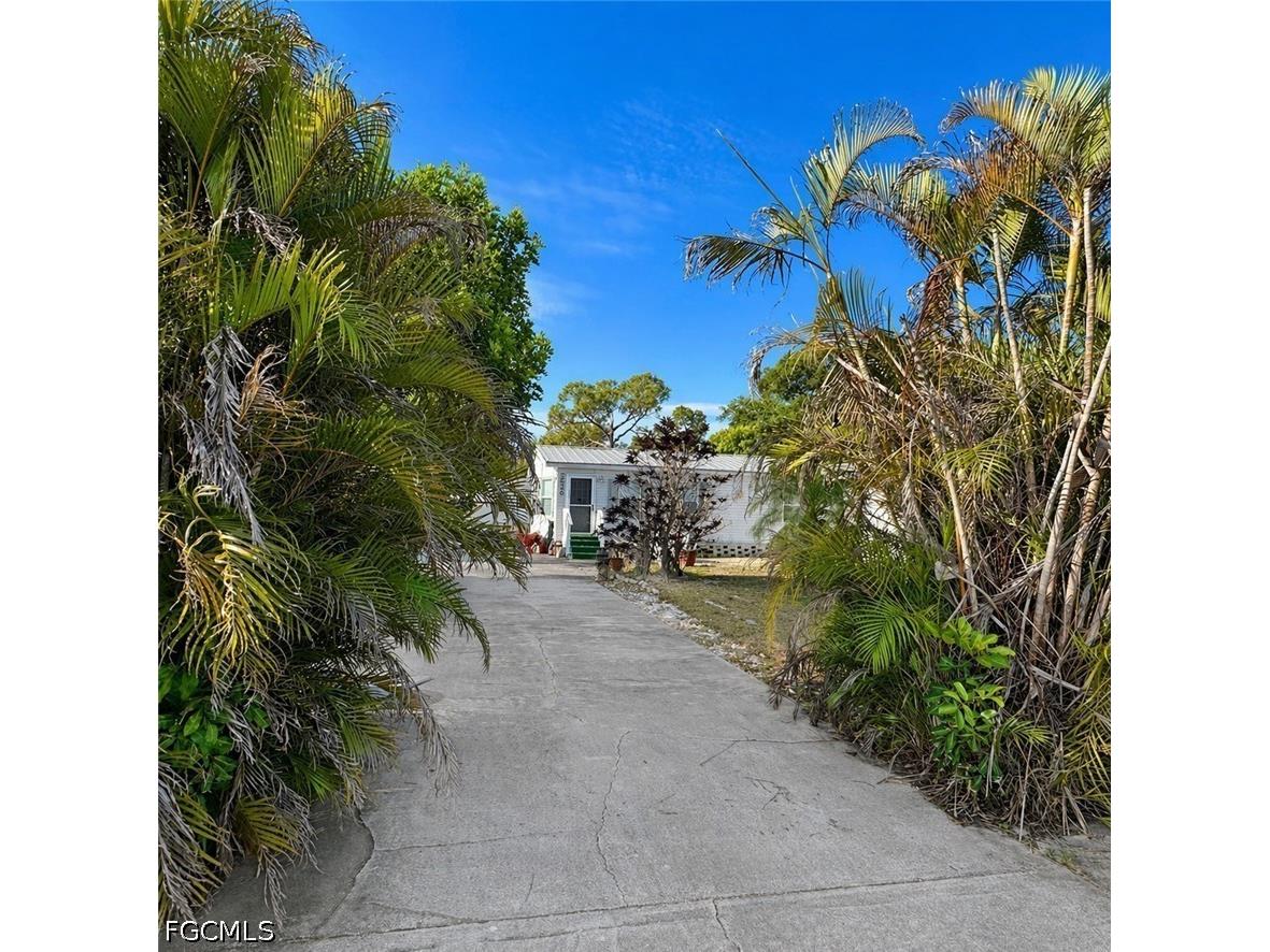 2520 Brownell Court North Fort Myers FL 33917 2026018473 image3